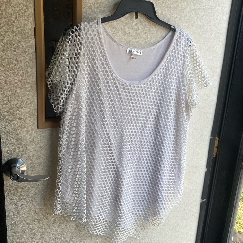 White netting top